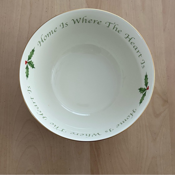 LENOX Holiday “Home is Where the Heart Is” Beautiful Serving Bowl. Perfect Gift - Picture 2 of 7